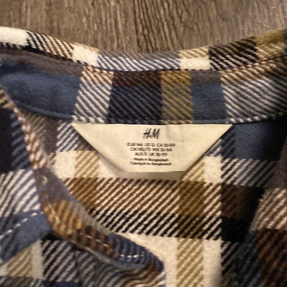 H$m Shacket size 10-12 kids - Picture 7 of 9